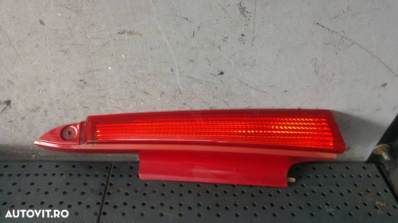 Stop tripla lampa dreapta auxiliar citroen c4 1 lc 965586378003 4czx13404d - 1