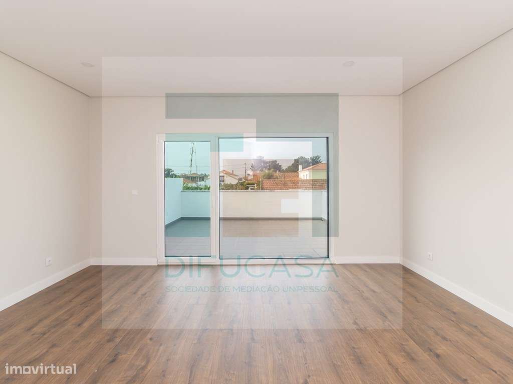 R128 Moradia T6 Azeitão-45