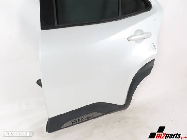 Porta Esquerdo/Trás Seminovo/ Original TOYOTA YARIS CROSS (MXP_) 67004K2010 - 2