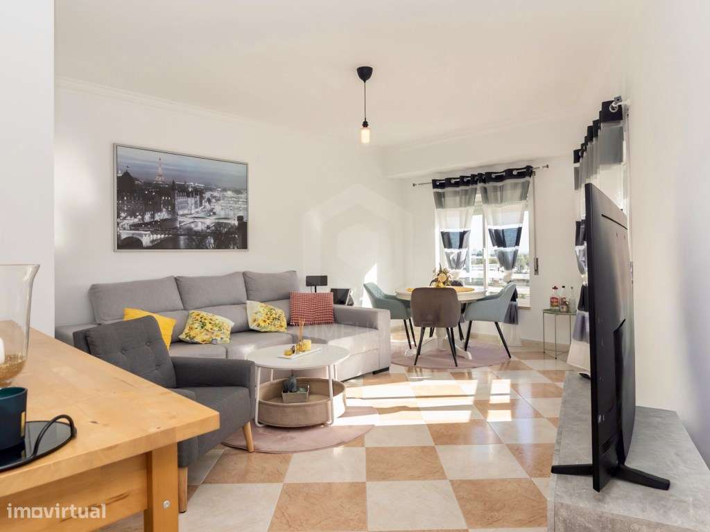 Apartamento T2 com Elevador, Garagem e Arrecadação em Setúbal - Grande imagem: 4/36