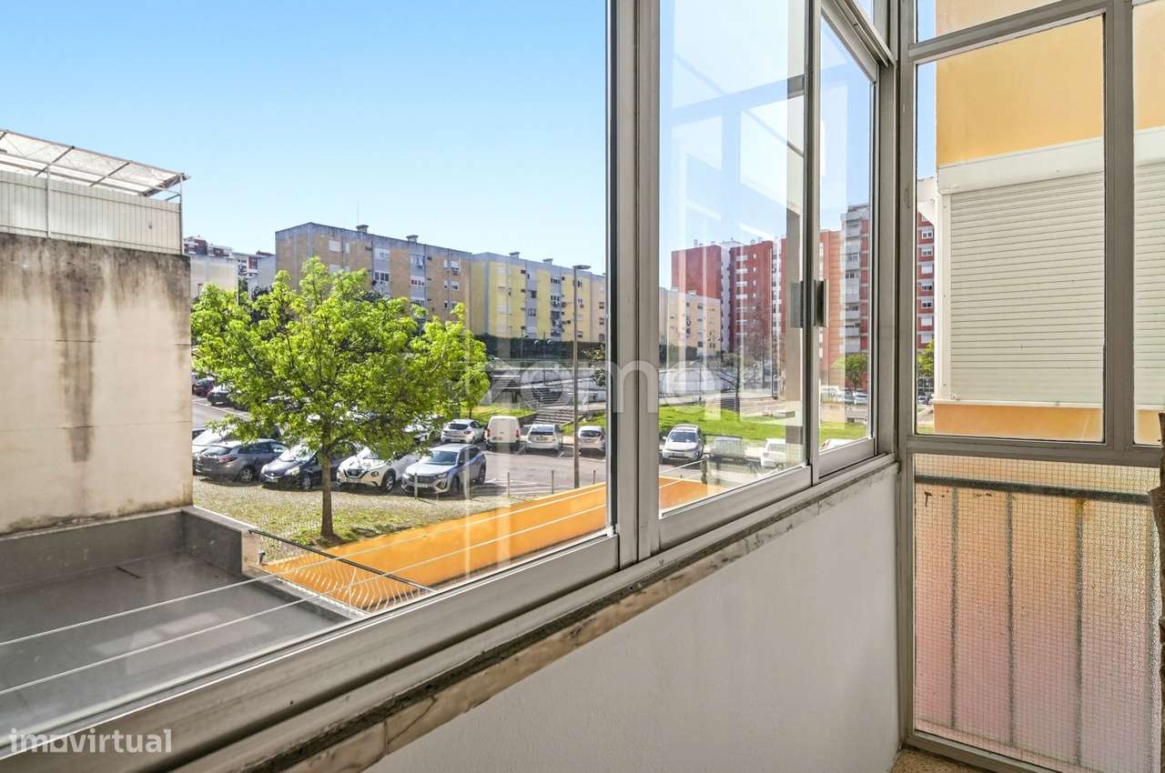 Apartamento T4 em Benfica – Lisboa