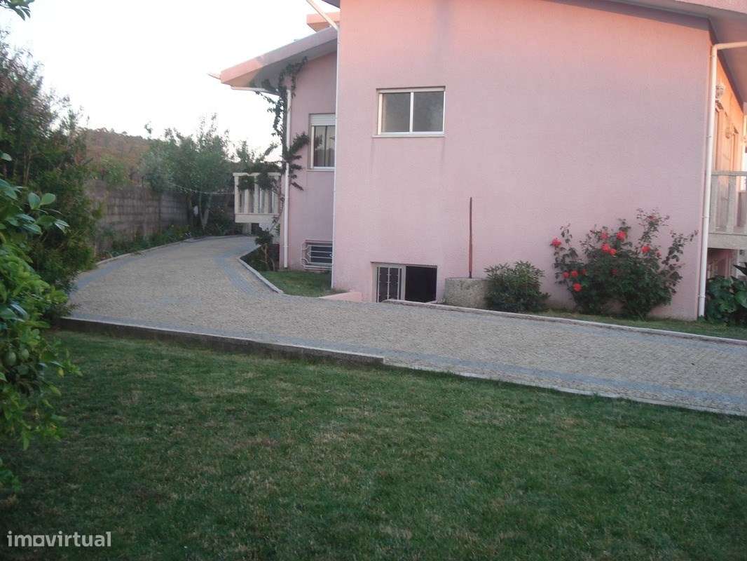 Moradia T5 Guilhabreu - Grande imagem: 2/17