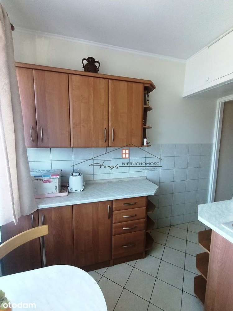 Mieszkanie w bloku 3 pokojowe z balkonem-3