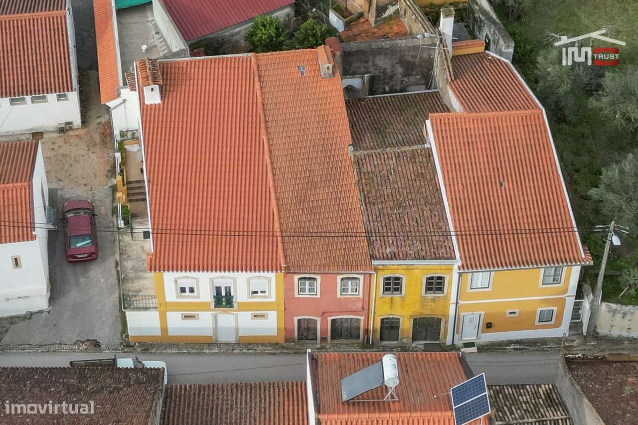 Moradia T2 com Projeto Aprovado em TOMAR já com telhado novo e isol...-22