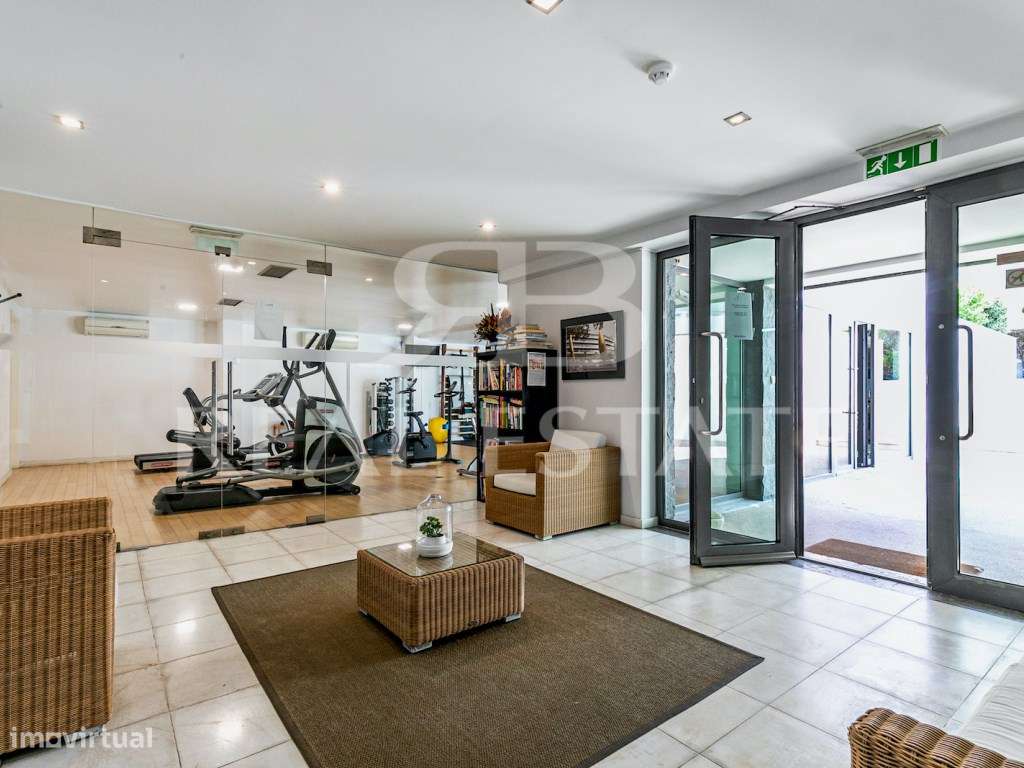 T2 no condominio SCALA Cascais | Jardim privado e jardim do condomí...-28