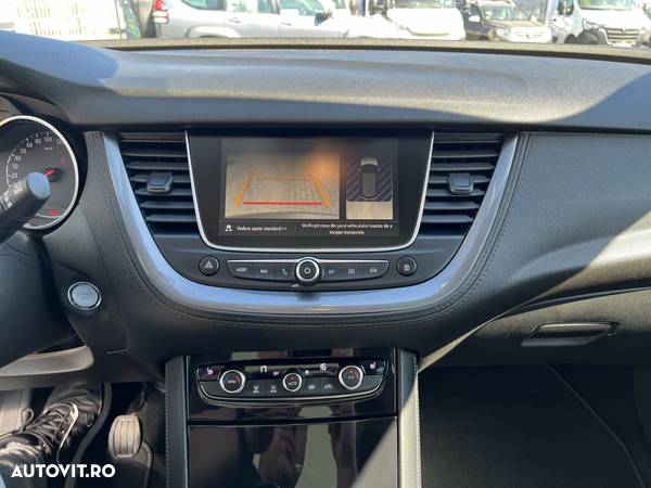 Opel Grandland X - 11