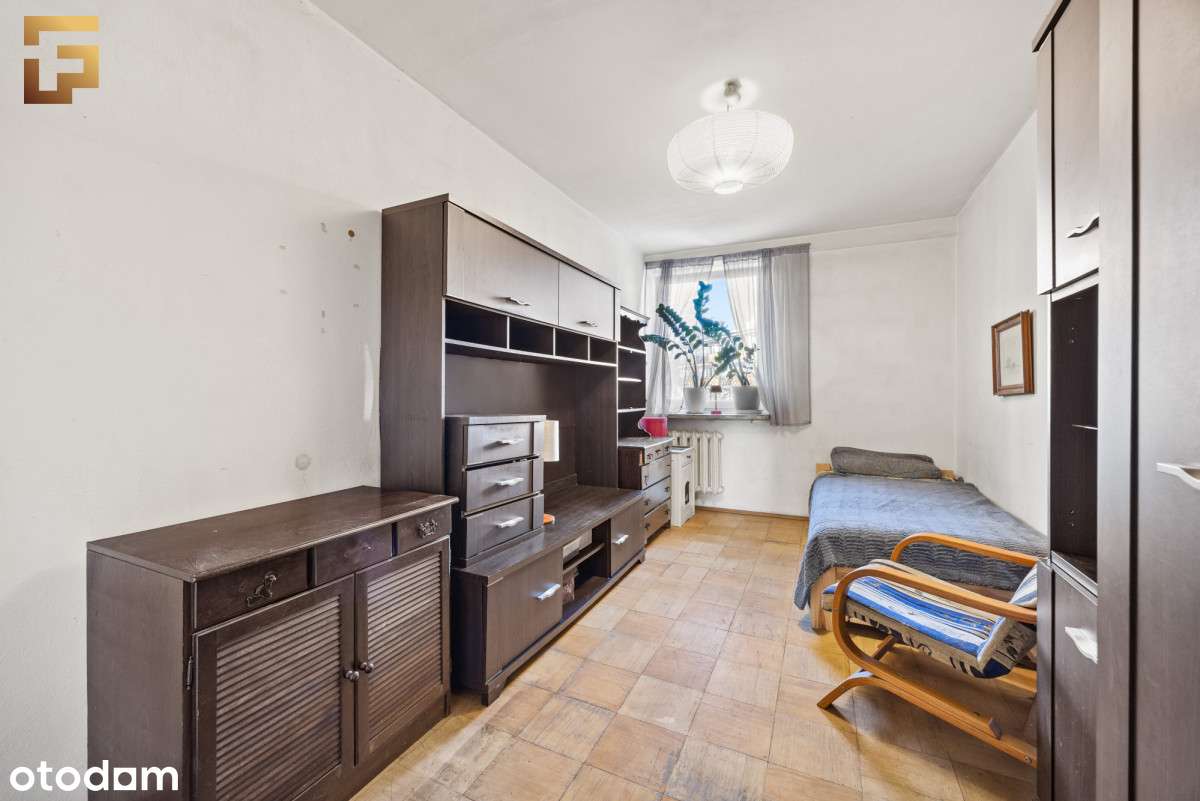 3-pokojowe mieszkanie na Grochowie DO Remontu-10