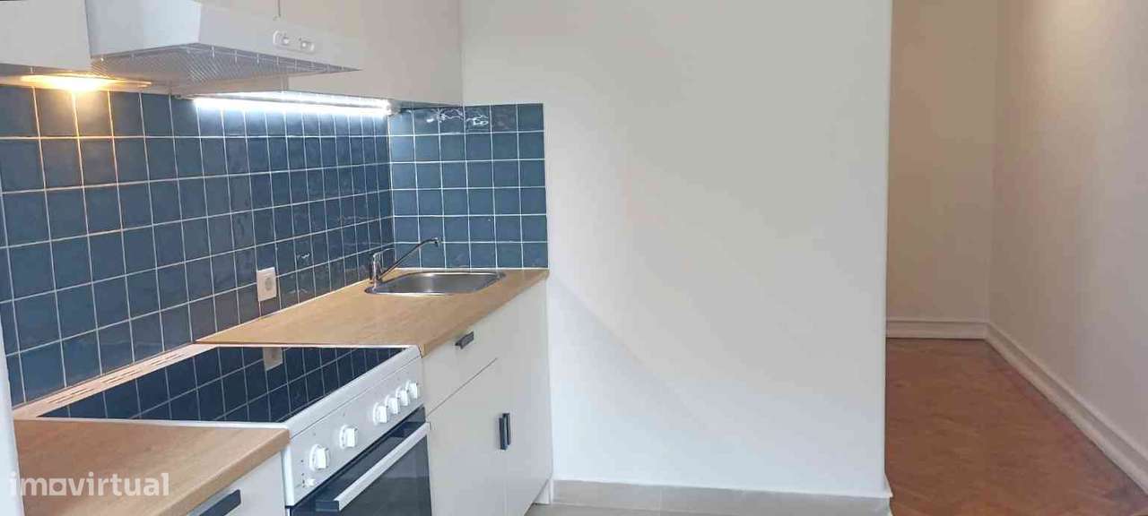 Apartamento T2 Remodelado - Grande imagem: 4/12