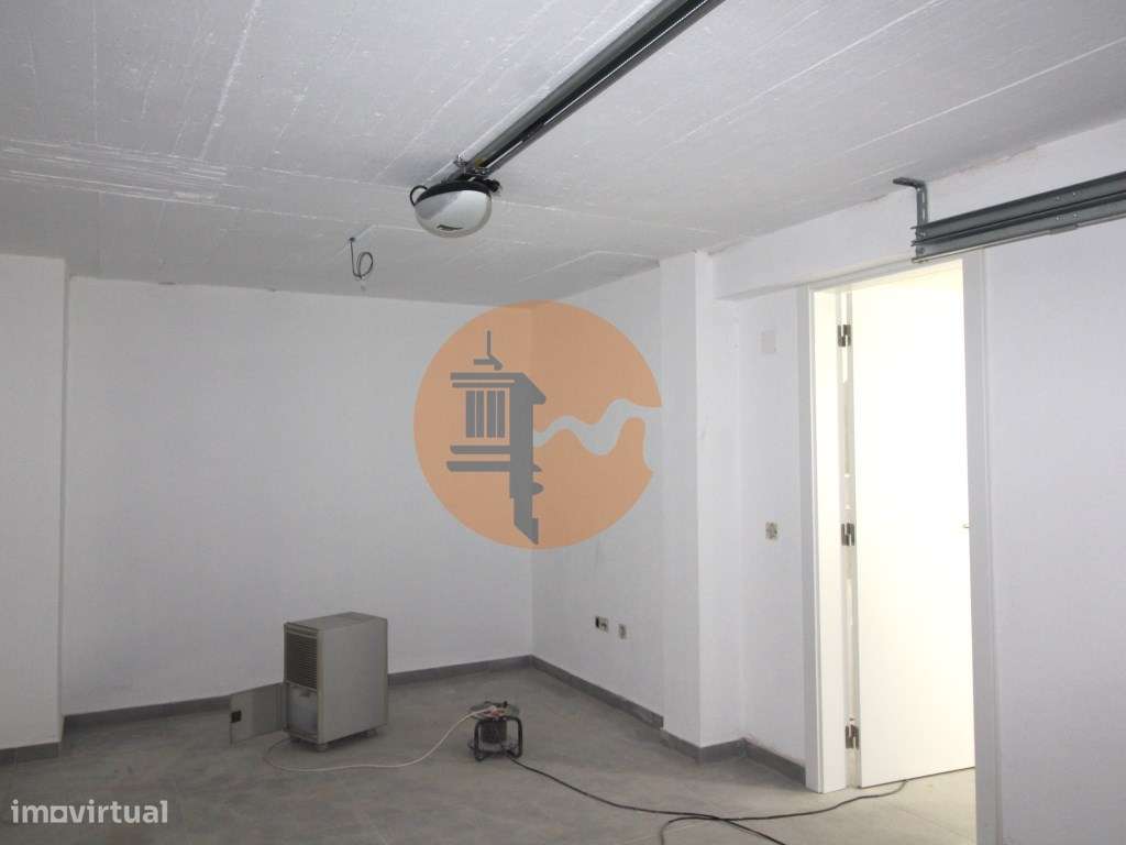 Construção de uma moradia em banda em prestigiada urbanização de Ta... - Grande imagem: 4/35