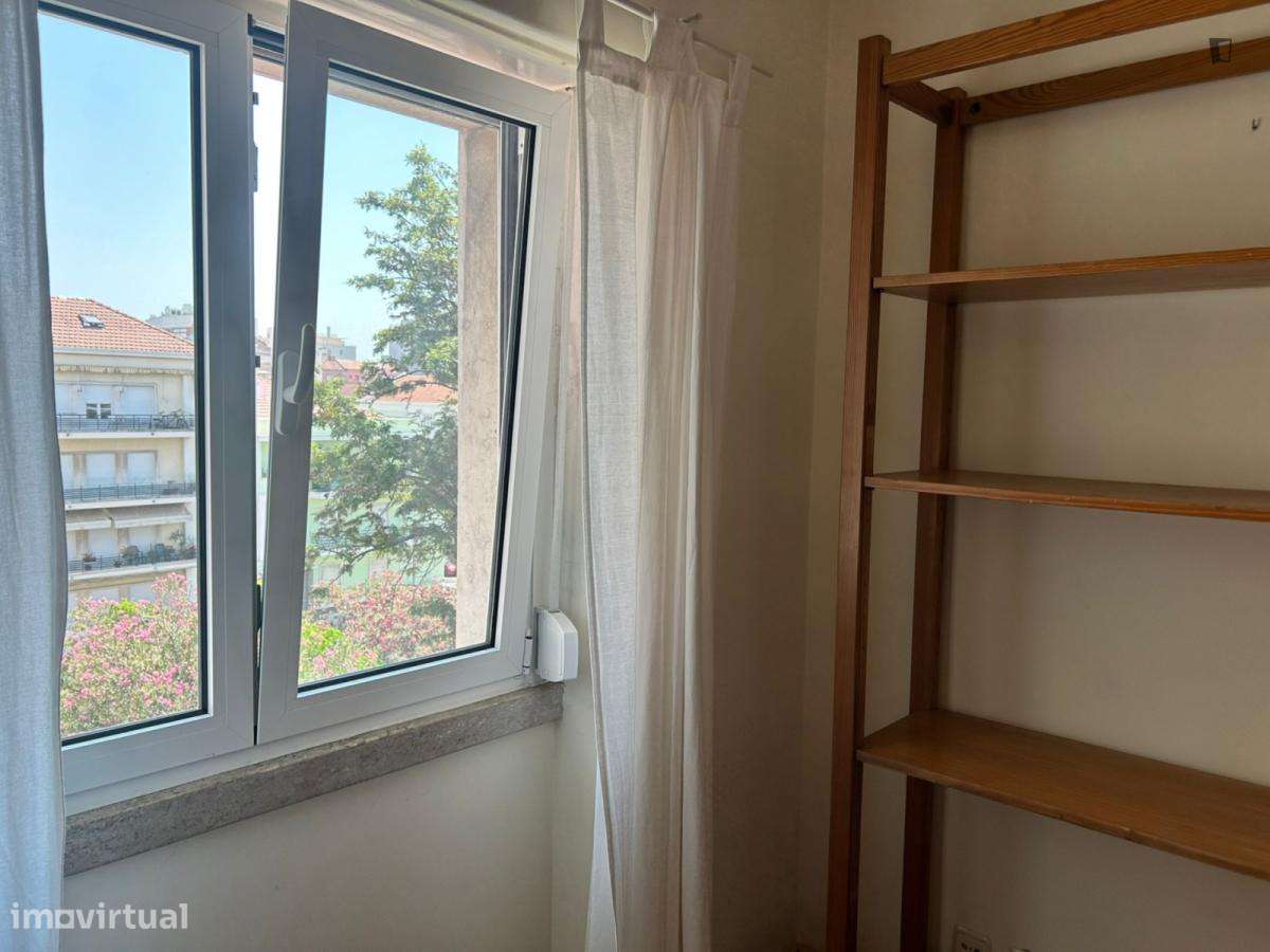Quarto - localizado em Entrecampos Lisbon - Grande imagem: 4/6