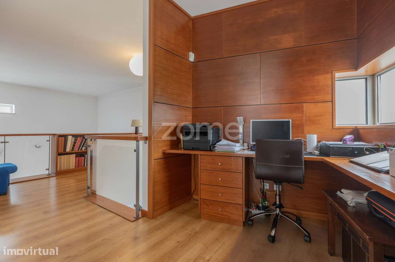 Moradia Moderna em Taveiro, Coimbra com Vistas Desafogadas-33