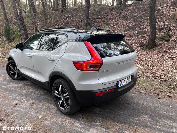 Volvo XC 40 B4 B R-Design - 8