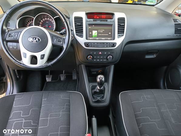 Kia Venga 1.4 Business Line - 9