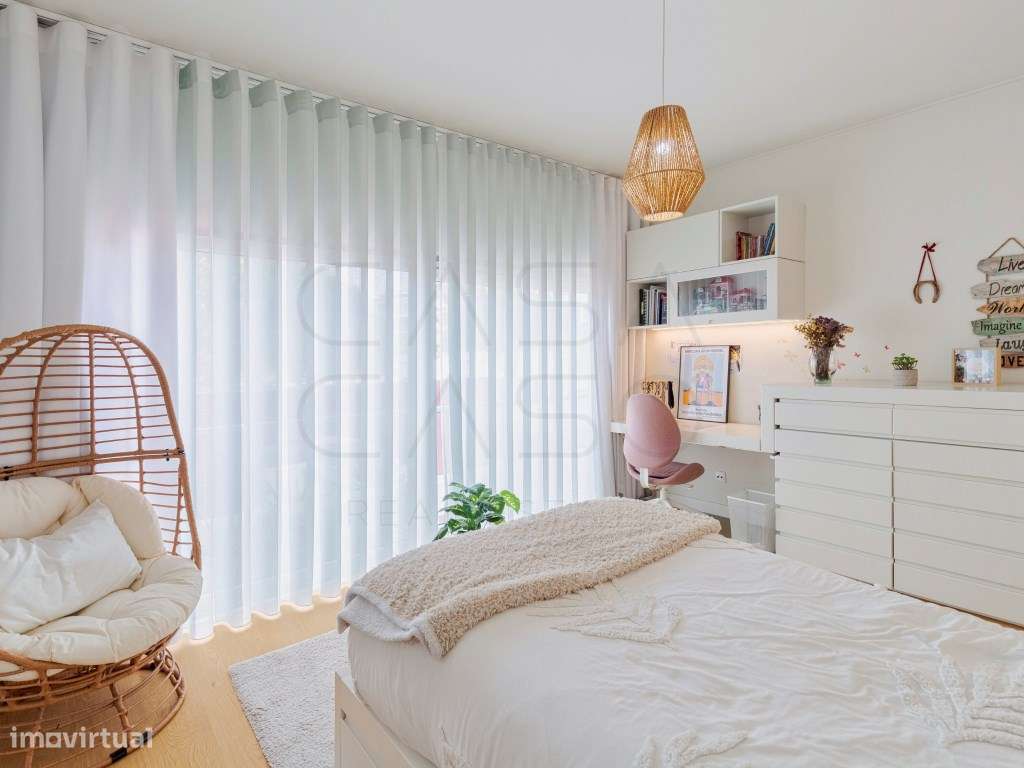 Exclusiva Moradia T4 com garagem, piscina e jacuzzi, rodeada por na...-15