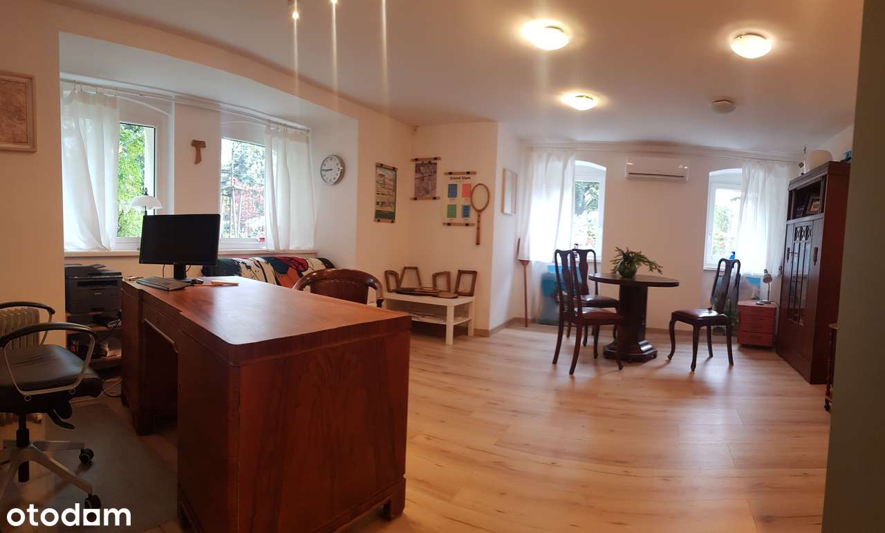 Krzyki Borek w zabytkowej willi,lokal po adaptacji i remoncie.-1