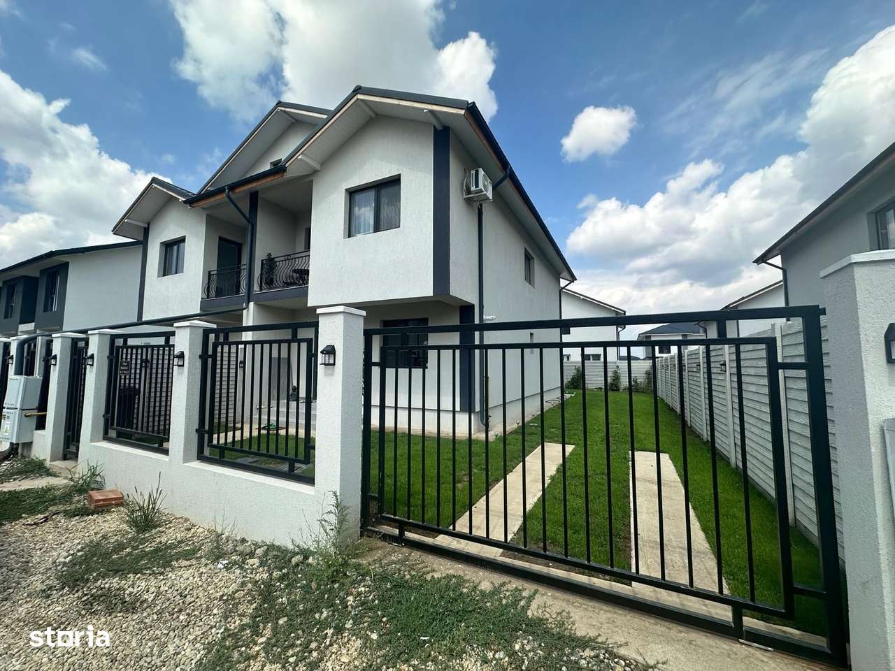 CASA TIP DUPLEX BRAGADIRU, TOATE UTILITATILE, CURTE 165 MP, COMIS 0% - Imagine principală: 1/13