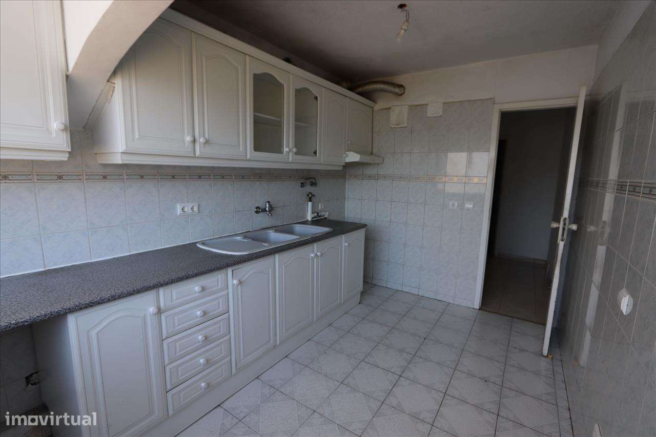 T2 com Elevador e Boa Luz Natural – Miratejo, Corroios - Grande imagem: 4/9