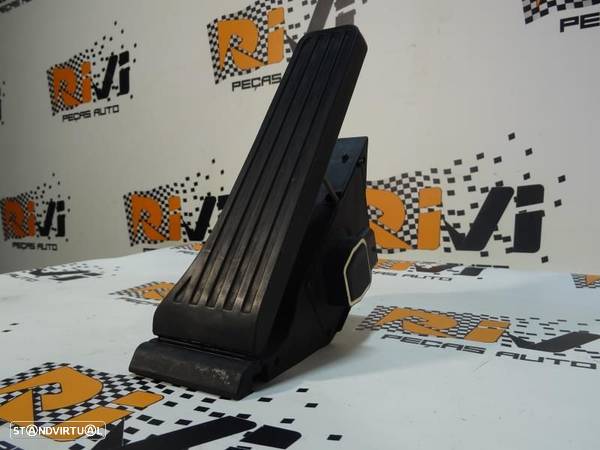 Pedal Acelerador Mercedes-Benz C-Class (W204)  A 204 300 00 04 / A2043 - 3