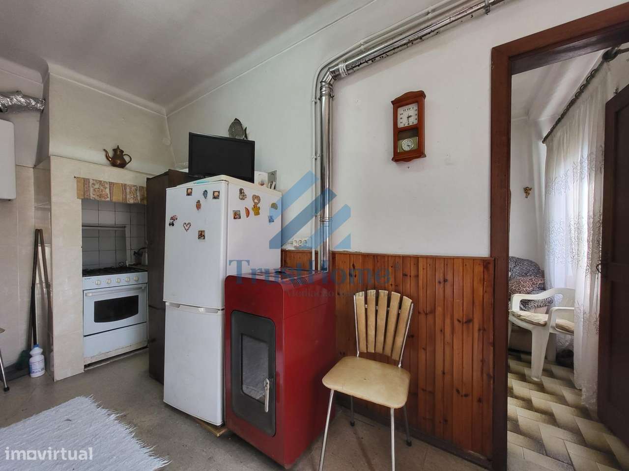 T4 com bastante potencial na Tojeira (Magoito) a 9min da praia...-1