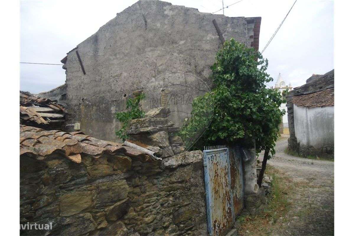 MORADIA PARA RESTAURO!!!! - Grande imagem: 4/21