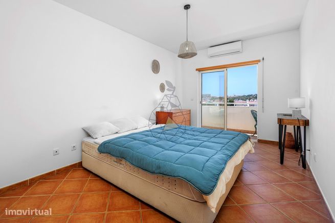 Apartamento com 1 Quarto  na Urbanização Horta da Raminha  em Portimão-7