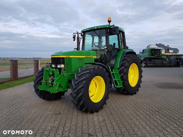 John Deere 6810 - 15