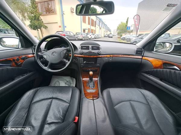 Mercedes-Benz E 200 K Elegance Aut. - 42