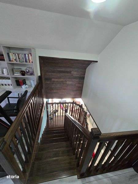 Casa superba de vanzare - Imagine principală: 5/8