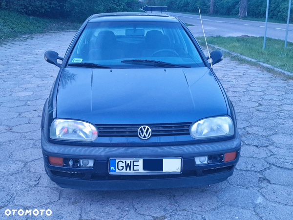 Volkswagen Golf 1.6 - 2