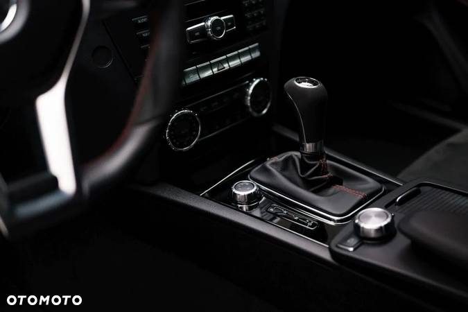 Mercedes-Benz Klasa C 63 AMG Coupe AMG SPEEDSHIFT MCT Black Series - 24
