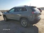 Jeep Cherokee - 4