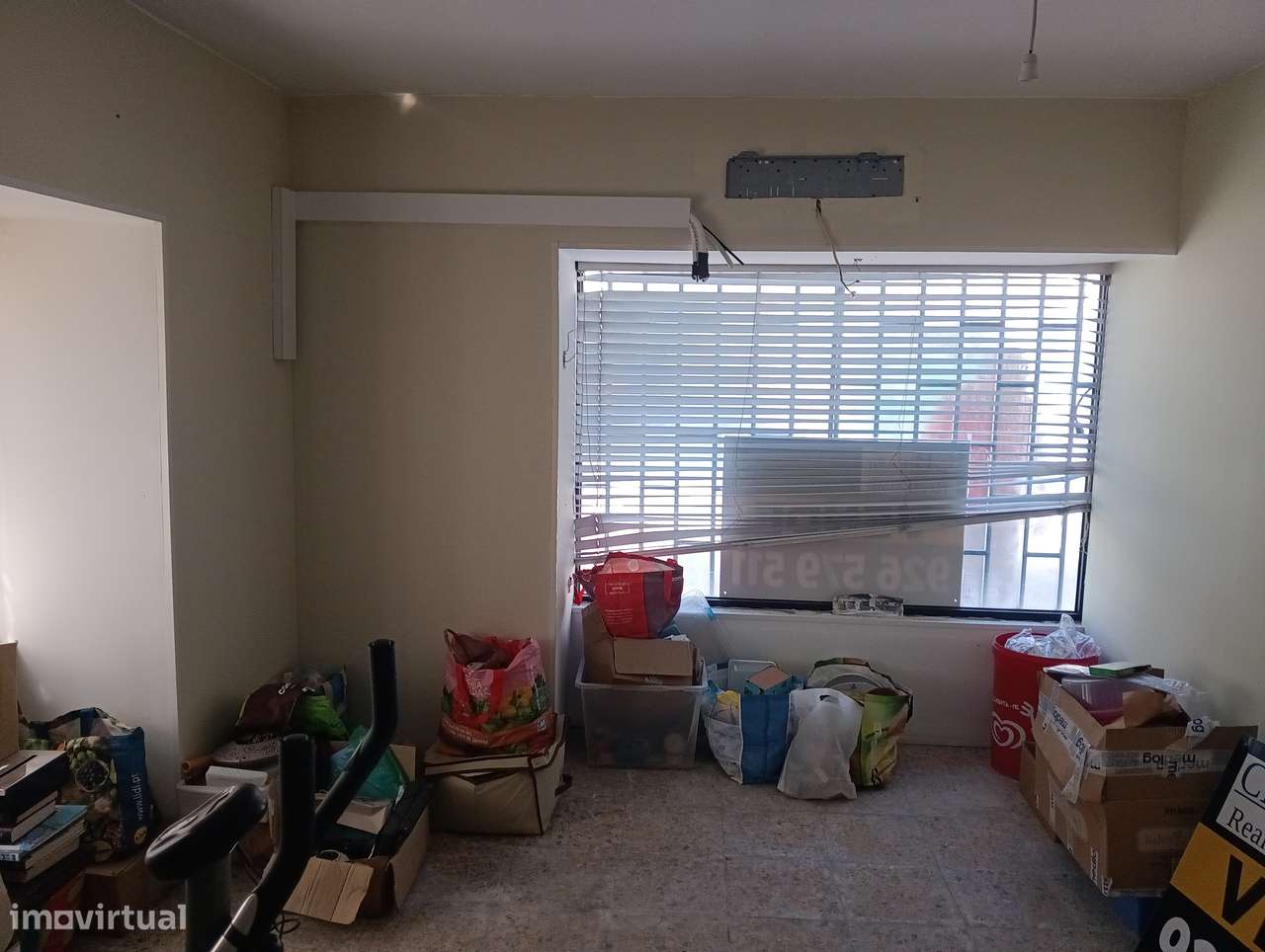 Prédios +moradias para venda Lavradio para recuperar-24