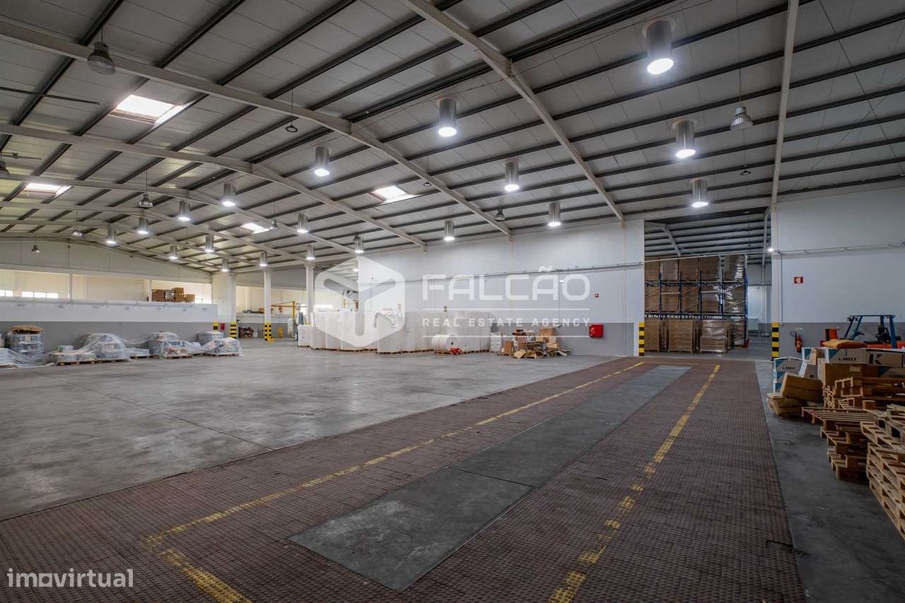 Armazém  Venda em Romeira e Várzea,Santarém-28