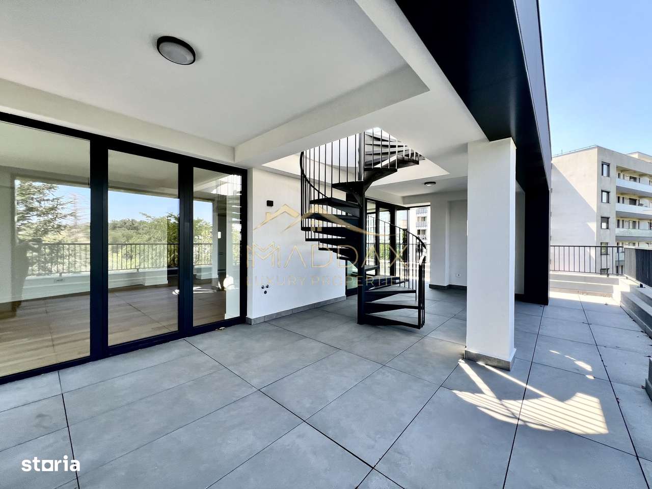 Apartament de Inchiriat | Iancu Nicolae | 154 mp | Terasa 150 mp | - Imagine principală: 1/20