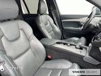 Volvo XC 90 - 40