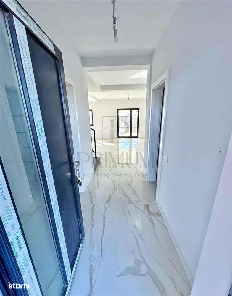 Duplex despartit prin camera tehnica - zona buna - finisaje premium - - Imagine principală: 4/10