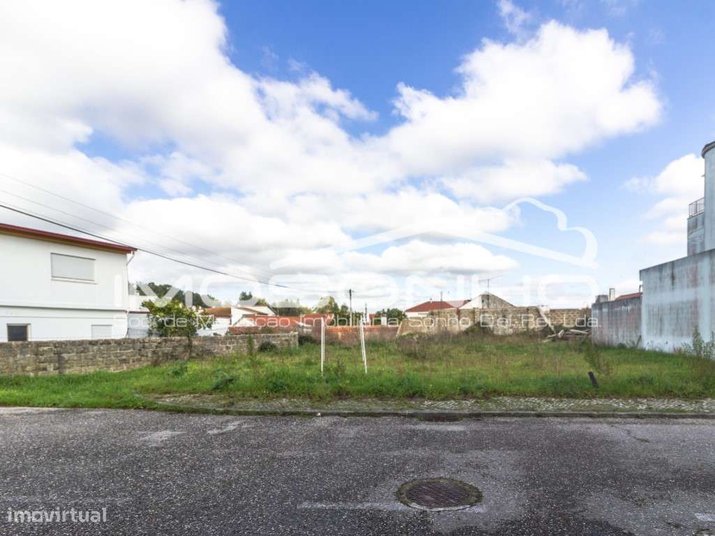 Lote de terreno a poucos minutos do centro da Marinha Grande - Grande imagem: 4/12