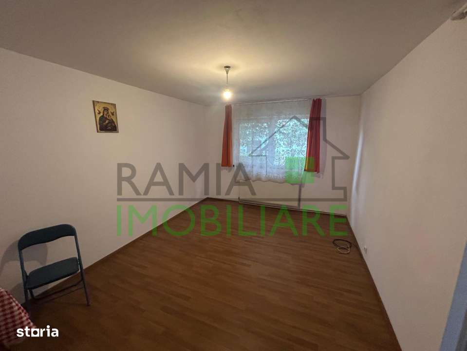 Garsoniera de vanzare zona Bartolomeu - Imagine principală: 2/14