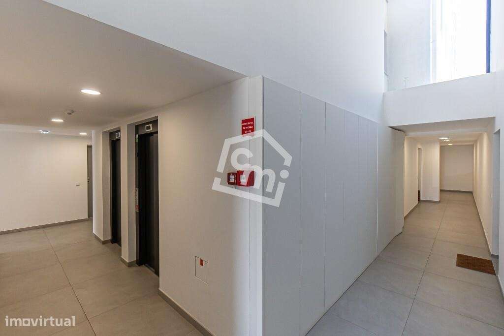T1+1 Duplex com Terraço | Edifício de 2023 | Metro Parque Real-15