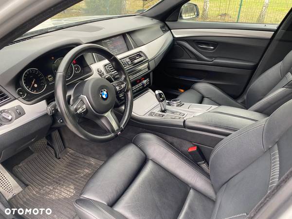 BMW Seria 5 520d xDrive - 19