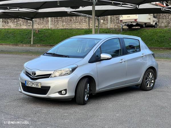 Toyota Yaris 1.0 VVT-i Comfort +PS Style +P.Techno - 3