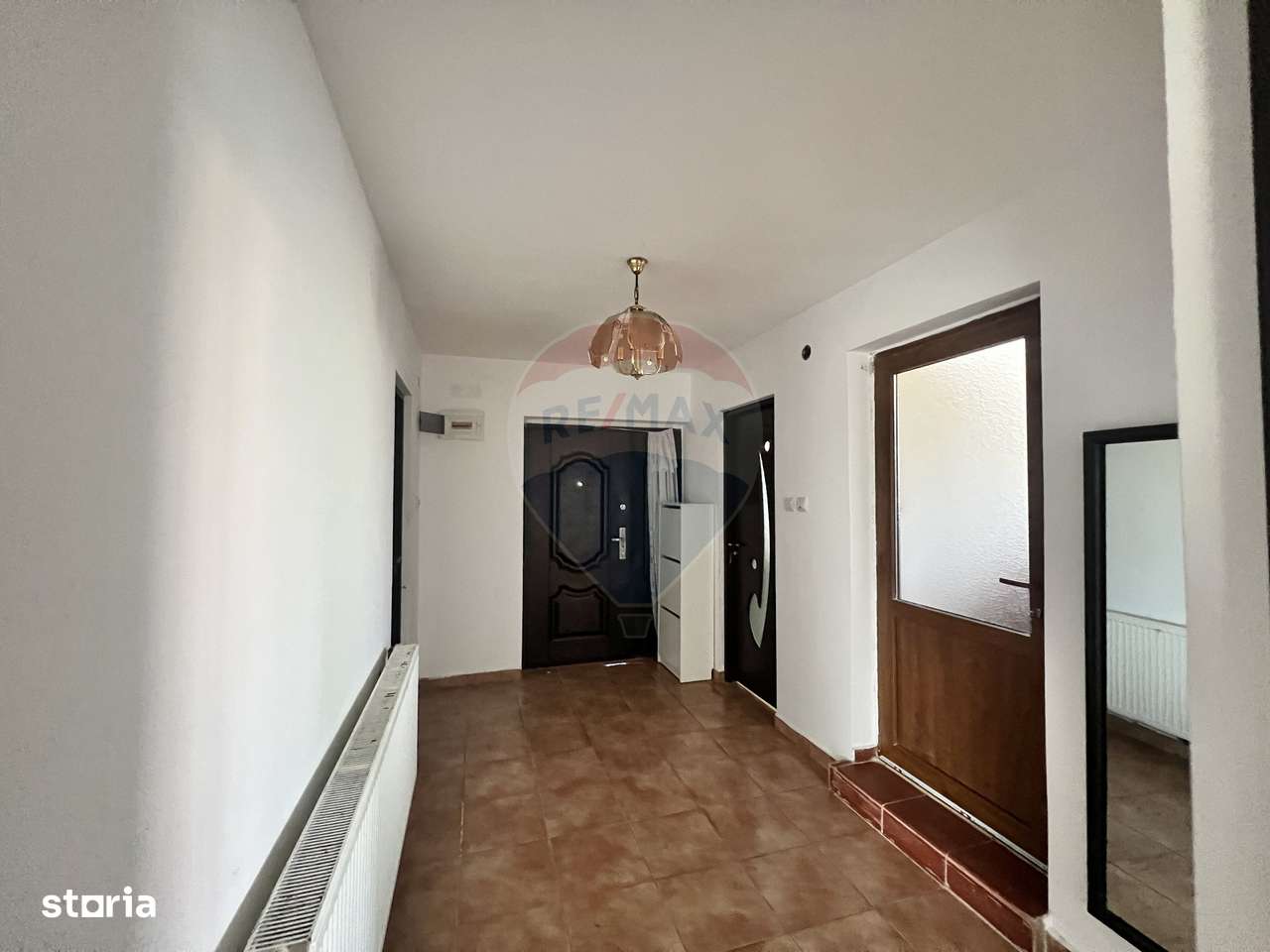 Casă / Vilă cu 3 camere de vânzare-10