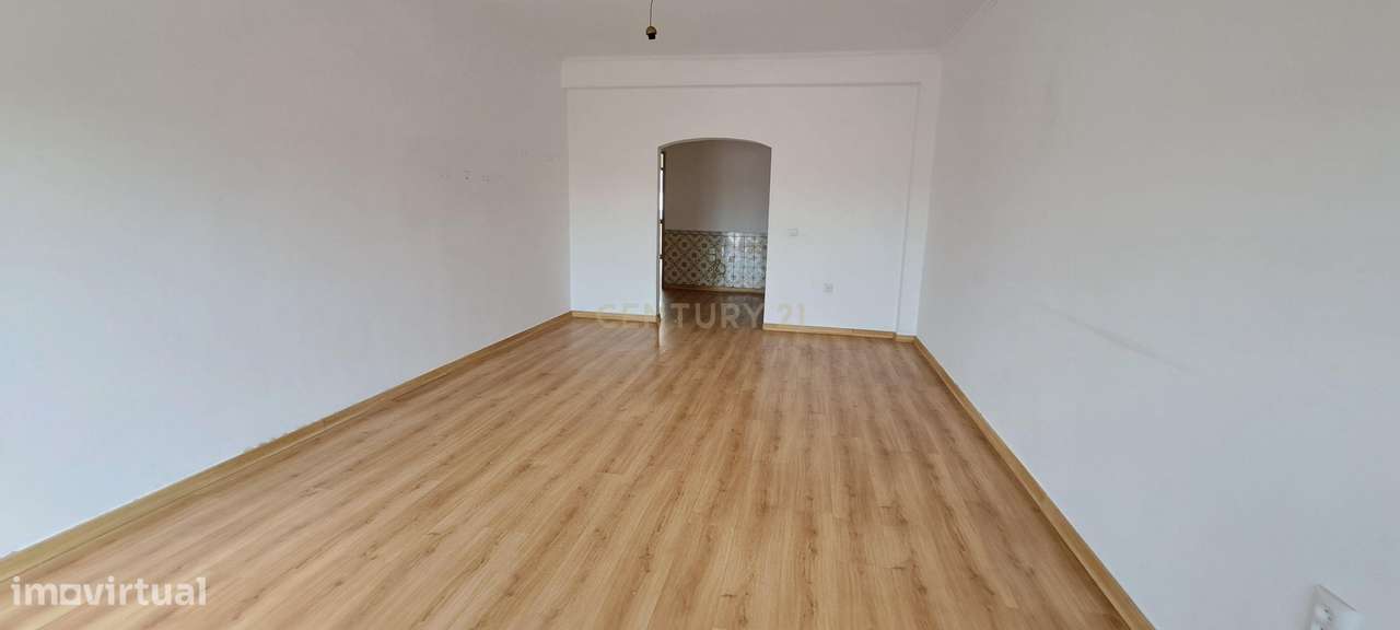 Apartamento T3 e arrecadação com 131m² na Moita - Grande imagem: 3/17