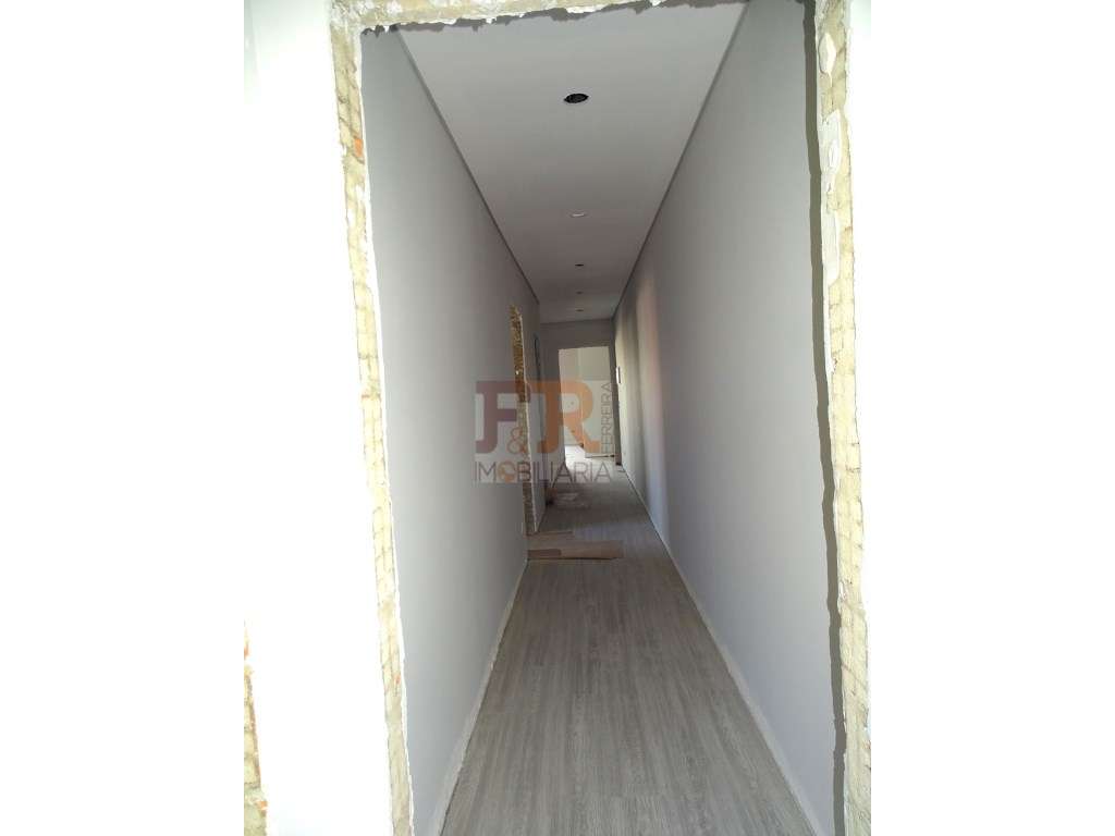 Geminada Duplex T3 com Pérgula Fernão Ferro-6