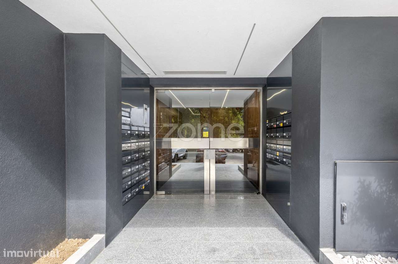 Apartamento T3 | 2024 | Terraço 50 m² | Piscina | Garagem Box - Grande imagem: 5/43