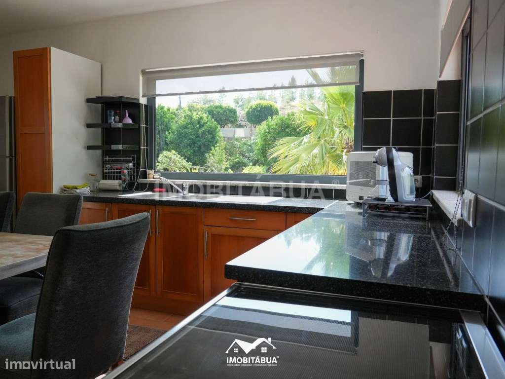 Moradia T2 com paisagens deslumbrantes-3