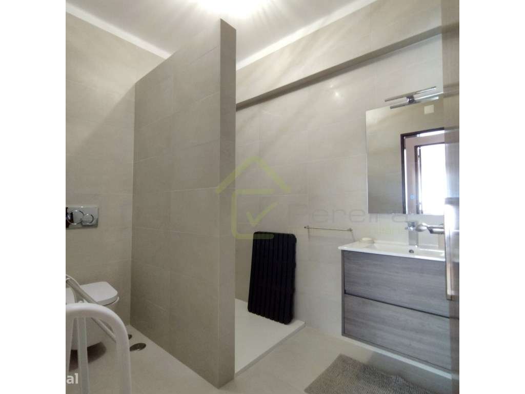 Apartamento T3 RENOVADO no CENTRO da cidade de Torres Vedras!-8