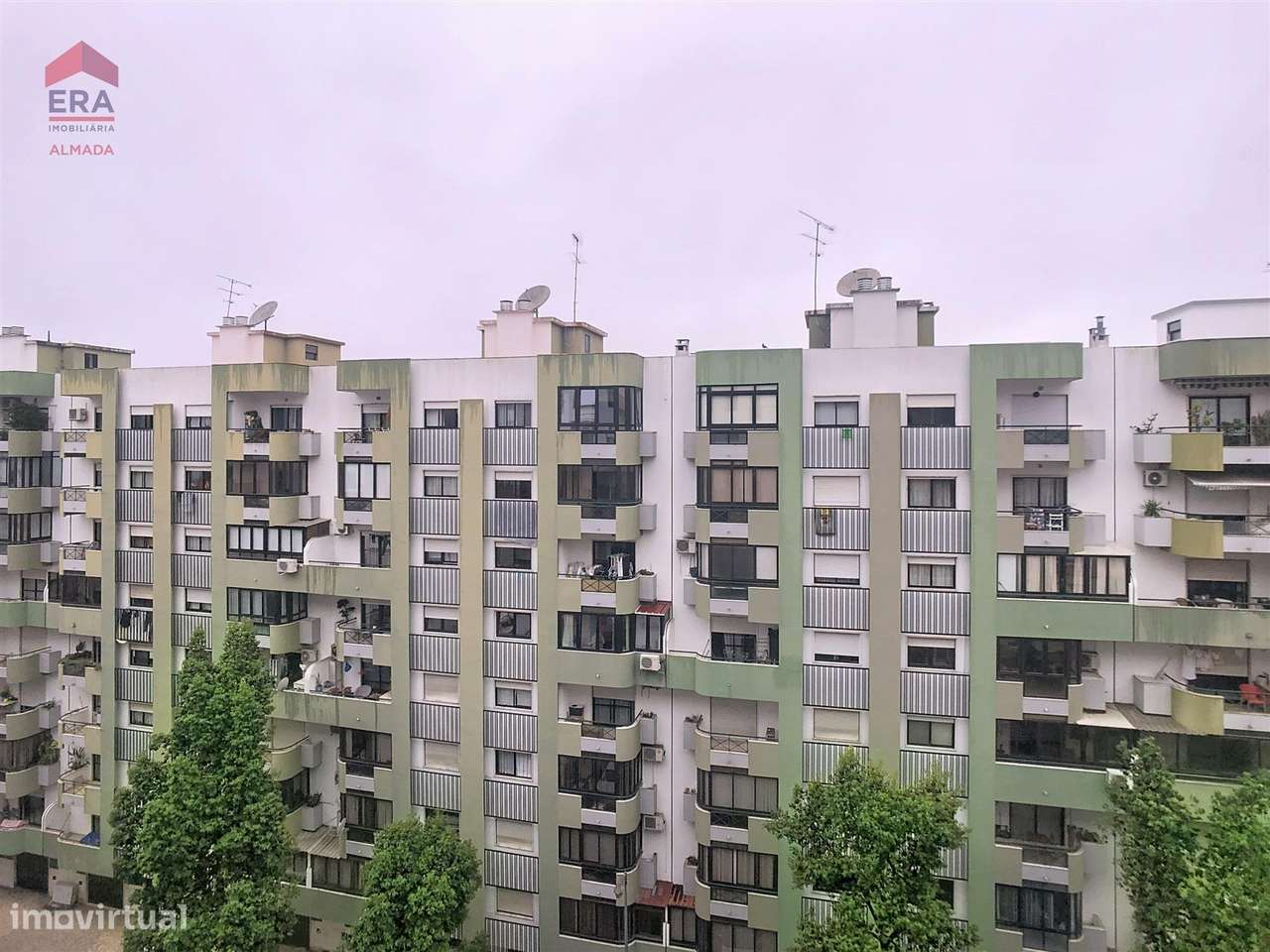 Apartamento T3 com 2 casas de banho e vista-19