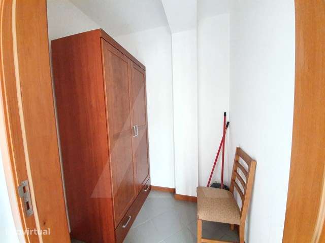 Apartamento T0+1 junto ao Glicínias - Grande imagem: 4/10