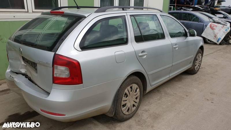 Dezmembrez Skoda 2 Facelift 2011 1.6tdi CAYC - 2